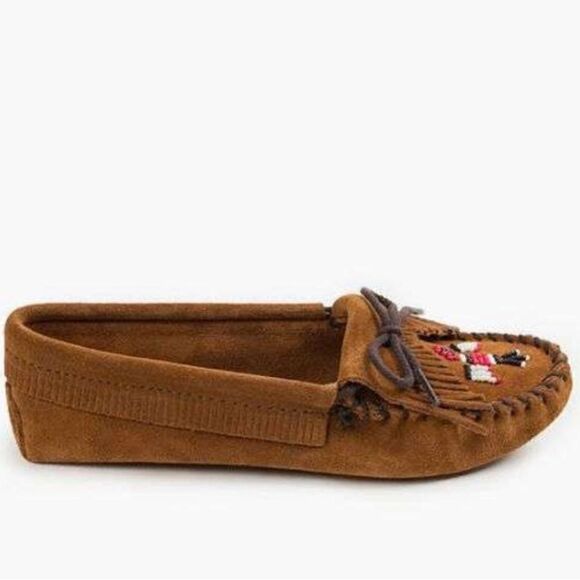 NWOT MINNETONKA Thunderbird II Women's Moccasin Size 10 - Picture 1 of 8